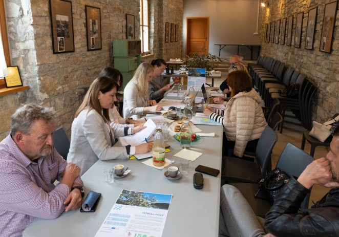 ISTRIAoilFEST: Novi Interreg projekt povezuje partnere Hrvatske i Slovenije kroz maslinovo ulje