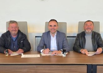 Potpisani ugovori o financiranju udruga  Agro Poreč i Nektar