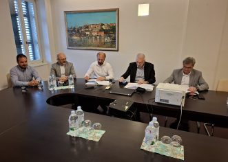 Potpisani ugovori za izgradnju pristupne prometnice u dijelu naselja Marasi
