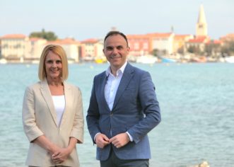 Loris Peršurić predstavio Natašu Basanić Čuš – kandidatkinju za zamjenicu gradonačelnika