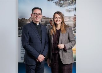 Valamar podržao Hrvatski Caritas donacijom radne odjeće i obuće