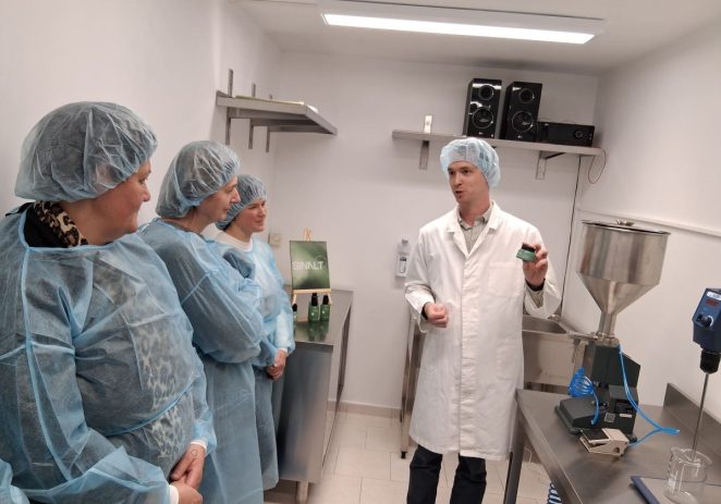 Od ideje do uspjeha: posjet laboratoriju kozmetike SINALT
