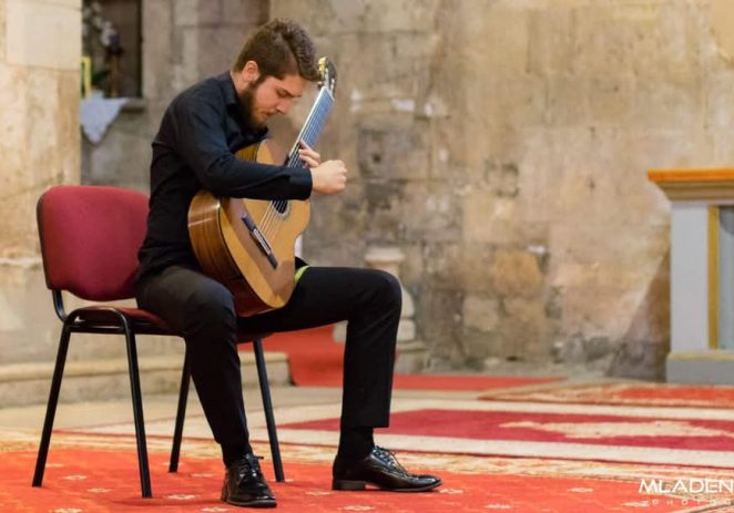 Umjetnička škola Poreč organizira koncert   Tina Glavočevića