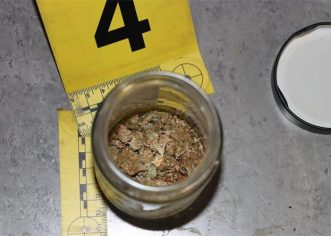 Prijavljen zbog uzgoja i preprodaje droge