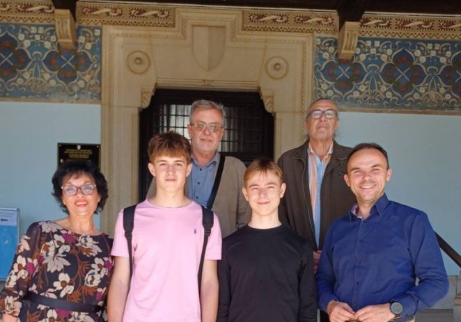 Gradonačelnik Peršurić priredio prijem za Petra Brajkovića, nagrađivanog učenika Srednje škole Mate Balote