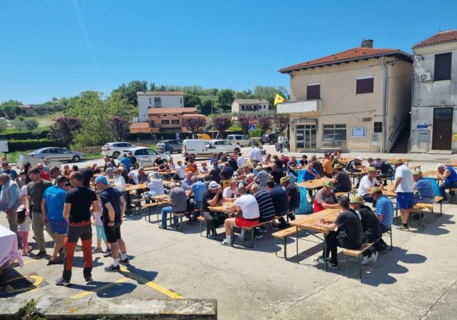 Vižinada proslavila Praznik rada uz glazbu, sport i zajedništvo