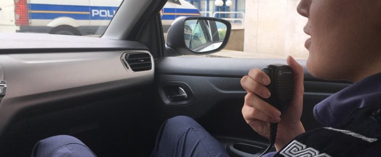 policajka i veza policajka i veza