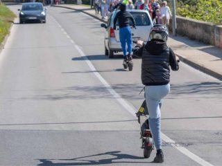 romobili. nepropisno romobili. nepropisno
