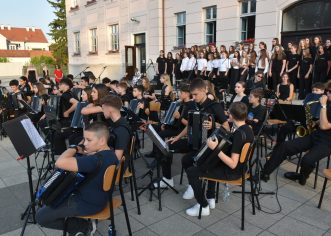 Porečki harmonikaši i zboraši izvrsno se predstavili na koncertu „VIPOZA“