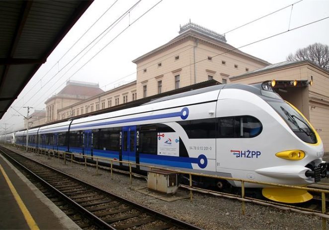 Vlakom iz Pule u Zagreb preko Divače i Ljubljane – kao prije 35 godina :):):)
