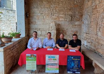U gradskoj loži Bazilike Sv. Martina u Sv. Lovreču najavljeno bogato “kulturno ljeto 2025.”