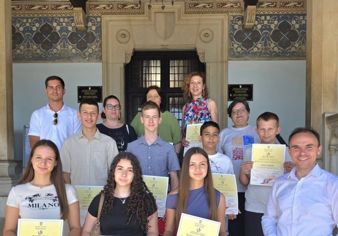 U Gradu Poreču održan je prijem za osnovnoškolce koji su u prošloj školskoj godini ostvarili izvrsne rezultate na natjecanjima iz znanja