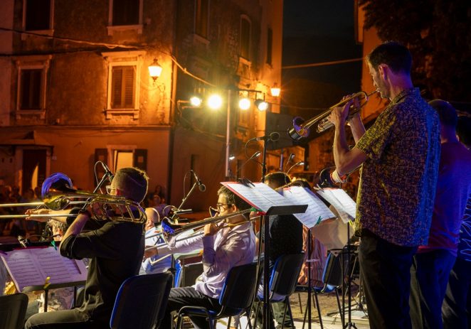 Završni tjedni festivala San ljetnih noći donose tri nezaboravne glazbene večeri u Sv. Lovreču