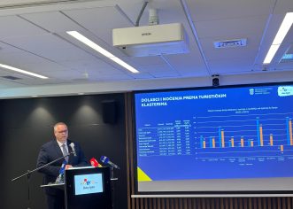 Hrvatska u prvih šest mjeseci ostvarila rast u dolascima i noćenjima od 4 posto