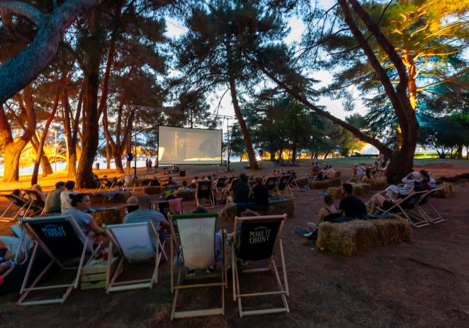 Porečko ljeto: Ovoga tjedna Marko Tolja u marini, Klapa Hrvatske ratne mornarice „Sveti Juraj“ na Trgu, ribarska fešta, kino pod zvijezdama, La mula de Parenzo Tour…