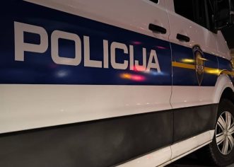 Slovenski državaljanin u kampovima Funtane i Vrsara ukrao 12 električnih bicikala !