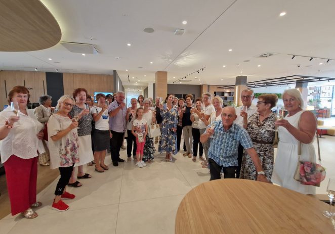 Tradicionalno druženje umirovljenika Plave Lagune na ATP turniru u Umagu