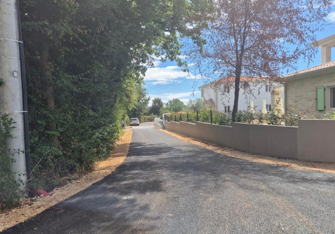 Na području Općine Vižinada asfaltirane dionice u više naselja, radovi se nastavljaju u rujnu