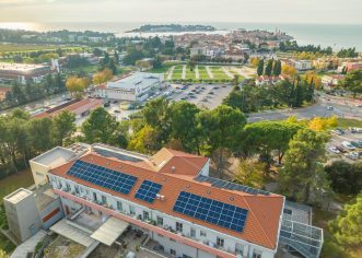 Hladiti se suncem – Poreč pokazuje kako ljetne, sunčane dane pretvoriti u energetsku prednost