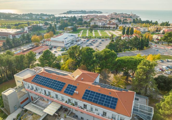 Hladiti se suncem – Poreč pokazuje kako ljetne, sunčane dane pretvoriti u energetsku prednost