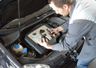 Neispravne brizgaljke mogu uništiti dizelski motor. Prepoznaju se po čađenju pri dodavanju gasa