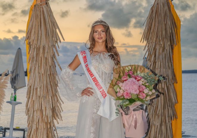Ovogodišnja Miss Istarske županije je Zara Hurtić iz Višnjana