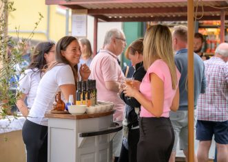 Friday Tasting obilježio ljeto u Kašteliru