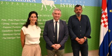 Župan Boris Miletić razgovarao s načelnicima Vrsara i Funtane o dogradnji sportske dvorane OŠ Vladimira Nazora u Vrsaru