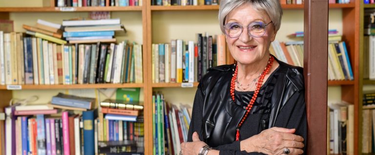 Marina Šur Puhlovski