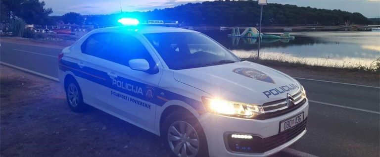 policijski auto mračna policijski auto mračna