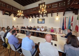 U porečkim klupama od ponedjeljka više od 1850 učenika: održan sastanak škola, policije i Grada povodom početka školske godine