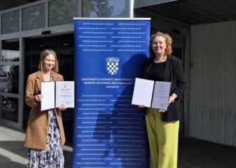 OŠ Tar-Vabriga: Tanja Mihoković i Valentina Milohanić osvojile nagrade za izvrsnost u obrazovanju