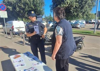 Porečka policija savjetovala građane o sigurnosti