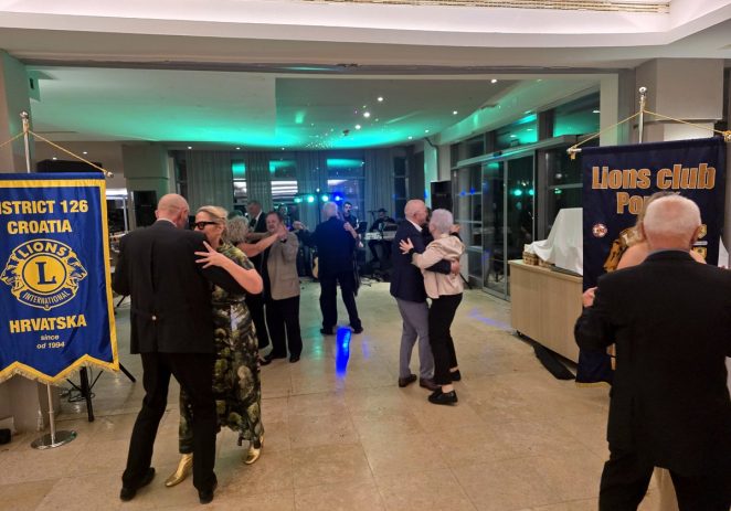 Lions klub Poreč održao tradicionalnu 26.Humanitarnu večer i prikupio 5.000 eura za potrebite