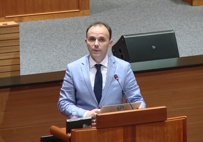 Peršurić traži veća ulaganja u Zračnu luku Pula za bolju povezanost Istre s Europom i svijetom