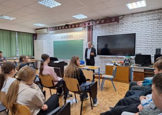 Zdravi izbori za zdravu budućnost: gostovanje dr. Sakomana u OŠ Poreč