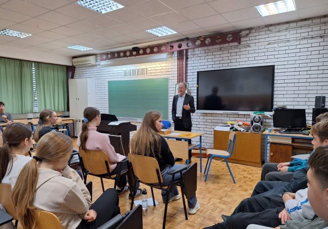 Zdravi izbori za zdravu budućnost: gostovanje dr. Sakomana u OŠ Poreč