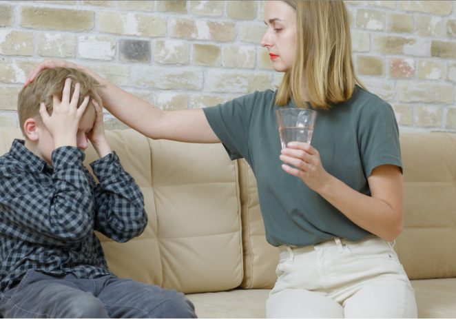 Zašto sve više tinejdžera ima glavobolje i što roditelji trebaju znati