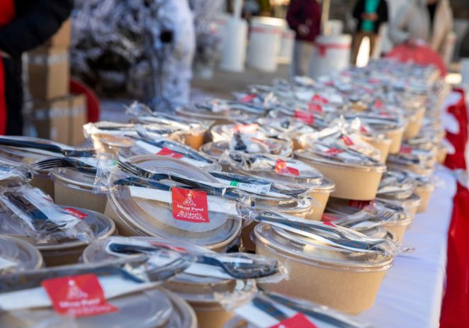 Za Badnje jutro tradicionalna besplatna podjela bakalaja na Adventu Poreč