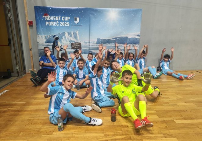 Petstotinjak djece na nogometnom Advent Cup-u Poreč 2025