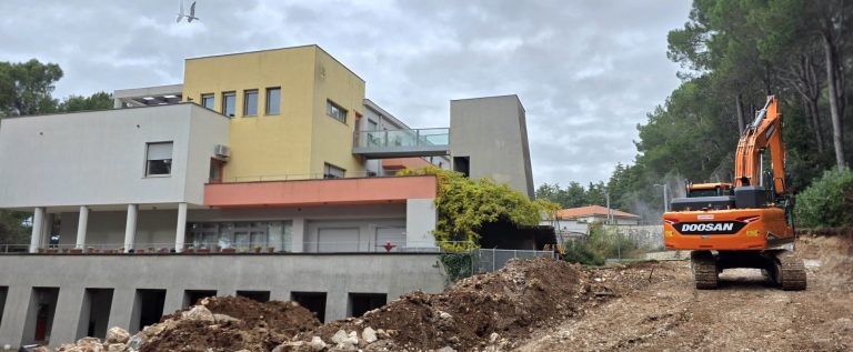 počelo proširenje Doma (1)