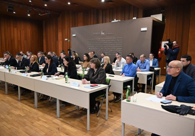 Župan Miletić, gradonačelnici i načelnici razgovarali s resornim ministrom Šipićem o demografskim mjerama na lokalnoj, regionalnoj i nacionalnoj razini