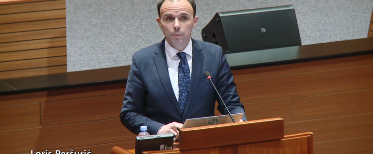 Press IDS - Loris Peršurić - 2112026