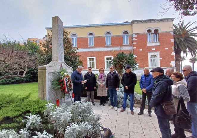 Položeni vijenci povodom Međunarodnog dana sjećanja na žrtve holokausta
