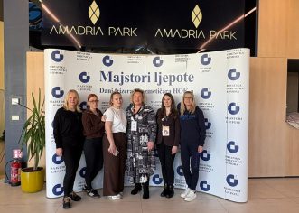 Na “Majstorima ljepote – Dani frizera i kozmetičara” HOK u Šibeniku sudjelovale i porečke obrtnice