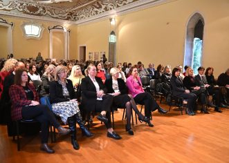 U Poreču održan 3. gerontološki skup Istarske županije o međugeneracijskoj solidarnosti