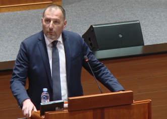 Paus: ‘Otpad bez nadzora, trošak bez kraja’ – Građani plaćaju dvaput, sustav stoji na mjestu, a otpad se gomila