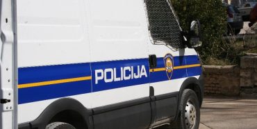 Lakše ozlijeđeno dvoje pješaka u Poreču – upozorenje!