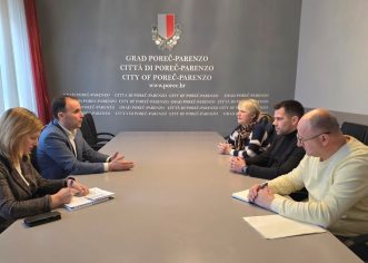 U planu za ovu godinu: obnova ceste Červar Porat-Sv.Ana; rotor u Varvarima; pješačko biciklistička staza Nova Vas – Kukci