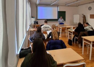 Grad Poreč, Srednja škola Mate Balote i TUŠ Antona Štifanića  organizirali besplatne pripreme za državnu maturu iz matematike za svoje maturante